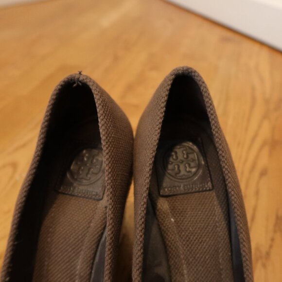 TORY BURCH brown wedge shoes 10 peep hole espadrille canvas vacation boho logo - Picture 11 of 11